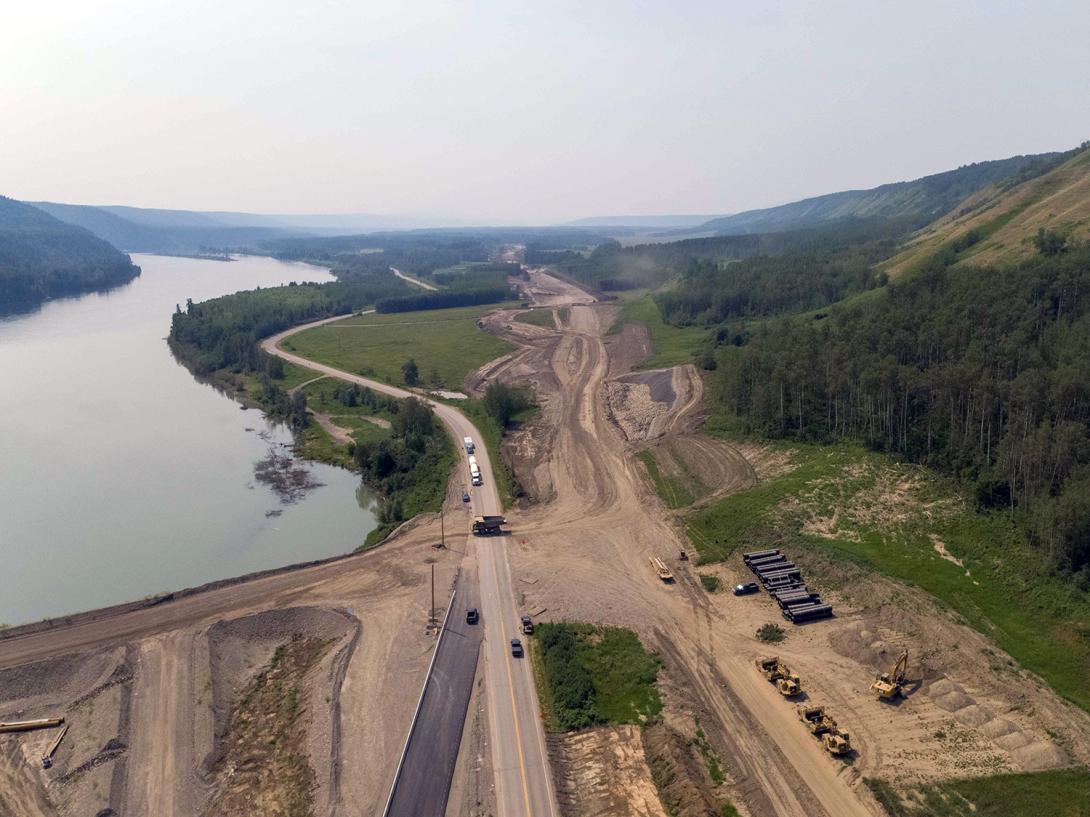 West-facing view of the east-end of the Lynx Creek alignment on Highway 29 showing the recently paved detour. | July 2021