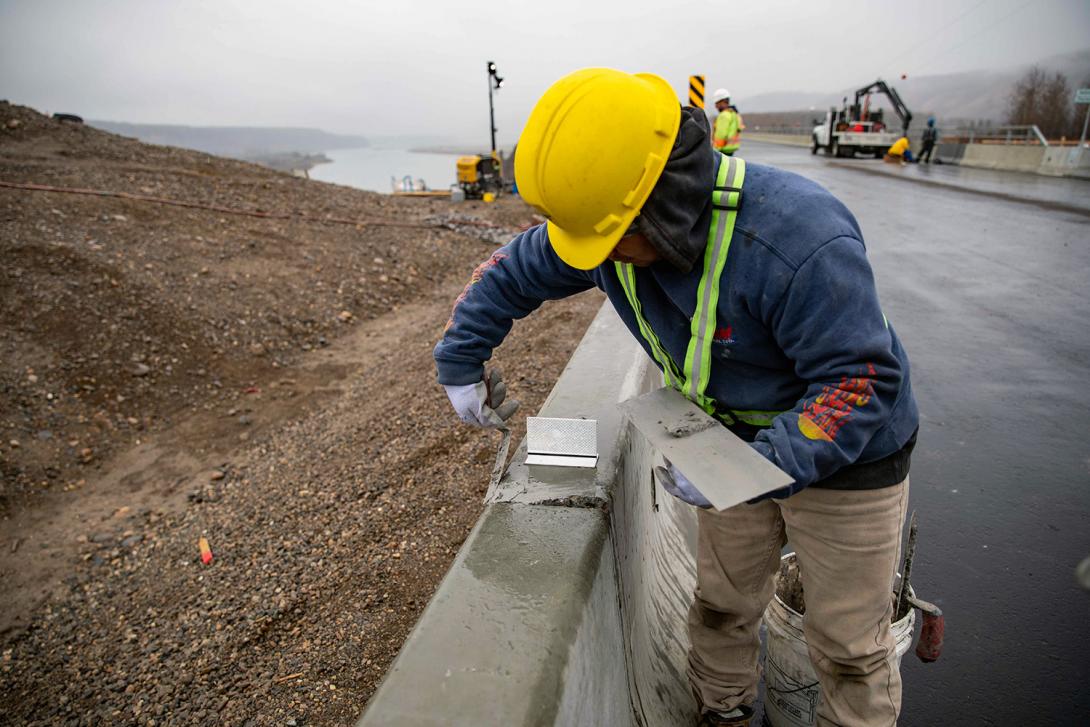 Patching a concrete barrier at the Lynx Creek Bridge. | October 2022