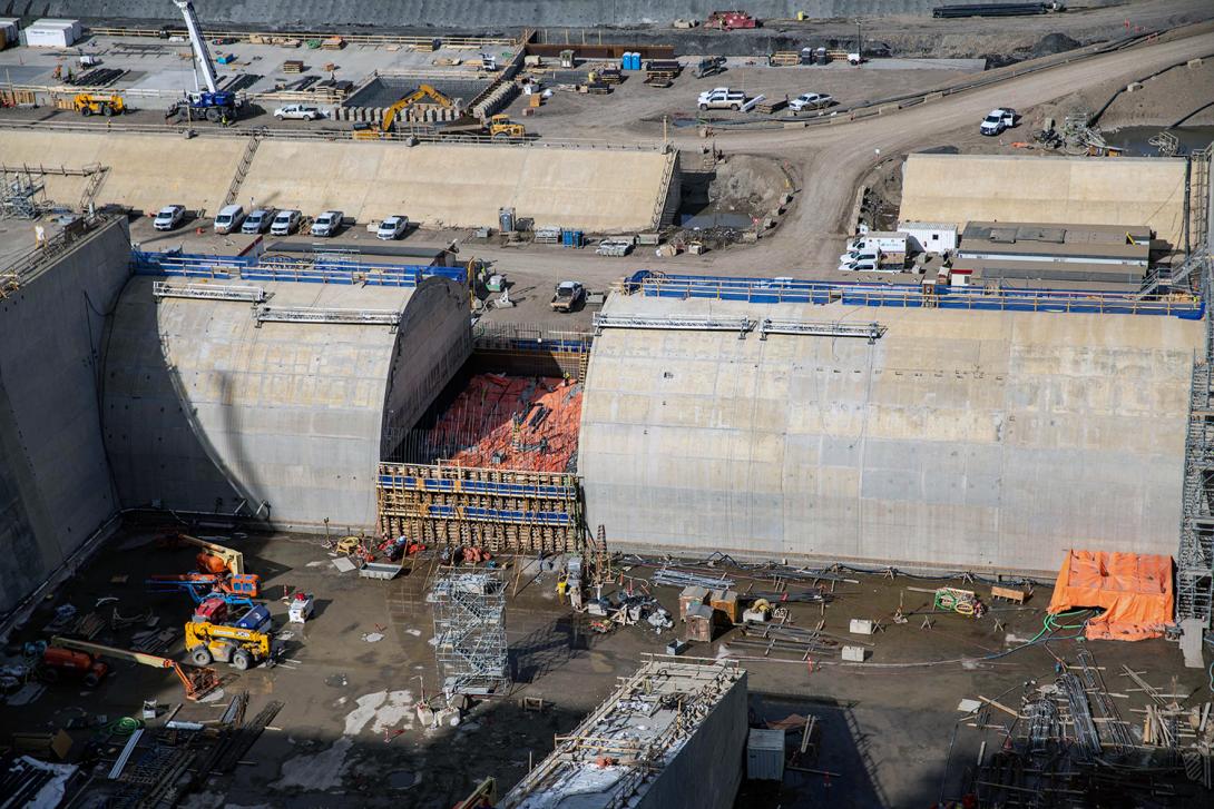 The first concrete lift is complete to close the east spilling basin weir. The weir slows the energy from water that flows from the spillways. | April 2023