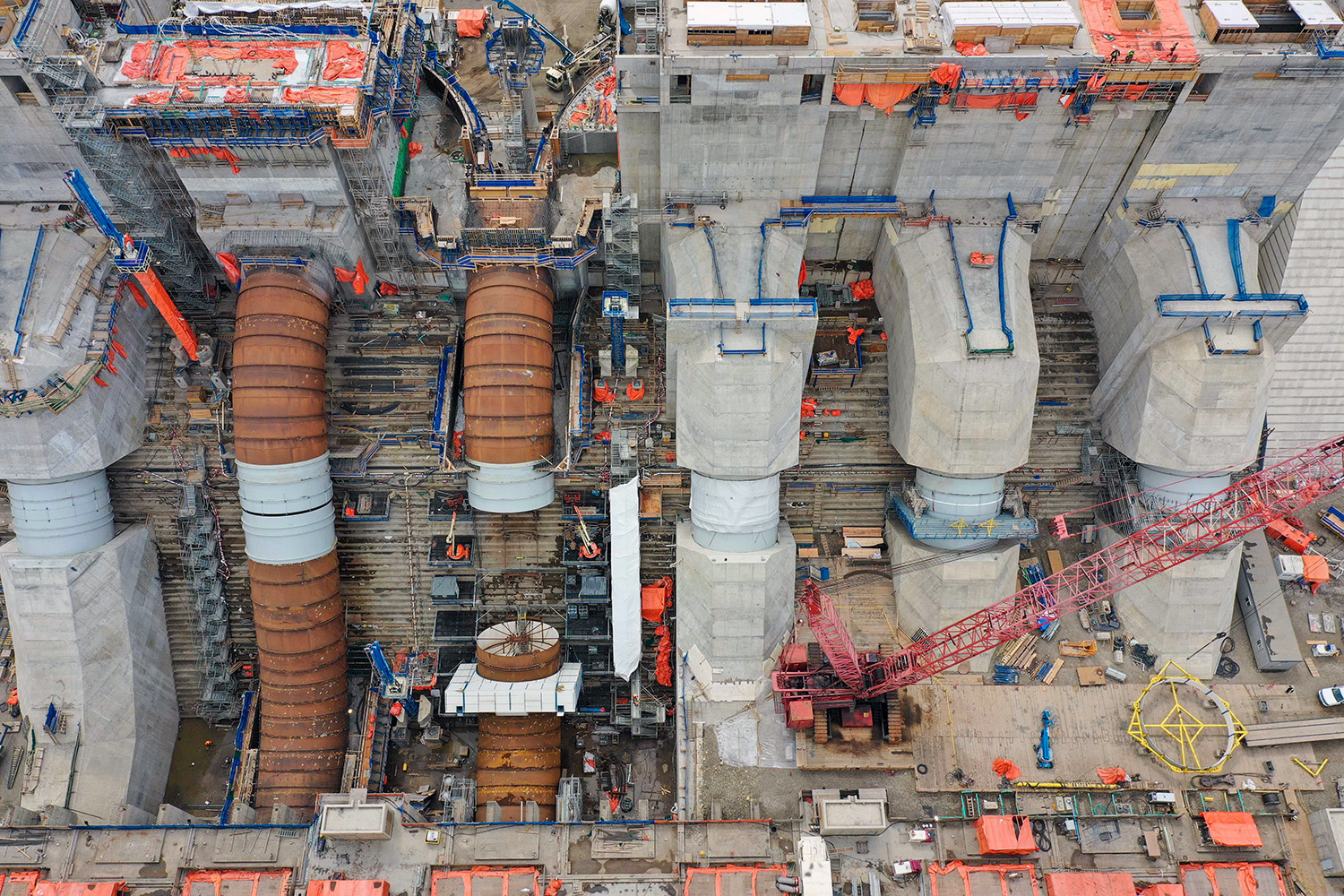 Six penstock units are in various stages of completion. | May 2022