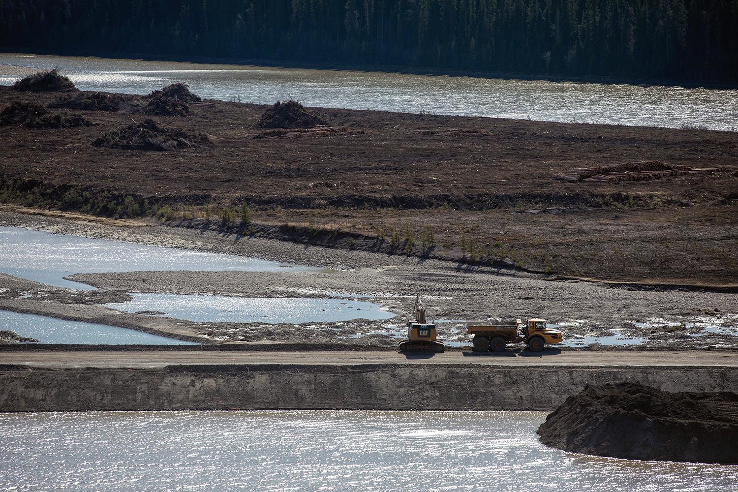 A downstream view of the causeway at Gates Island and Dry Island. | April 2020