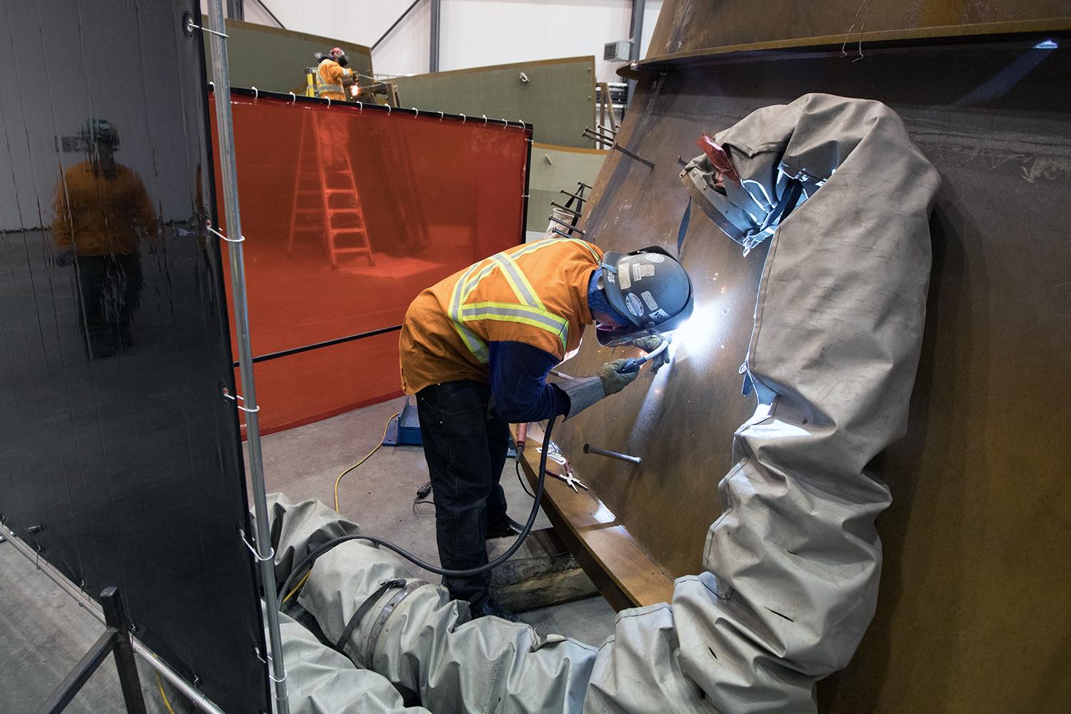 Turbines and generator contractor assembling equipment at their work area | November 2017