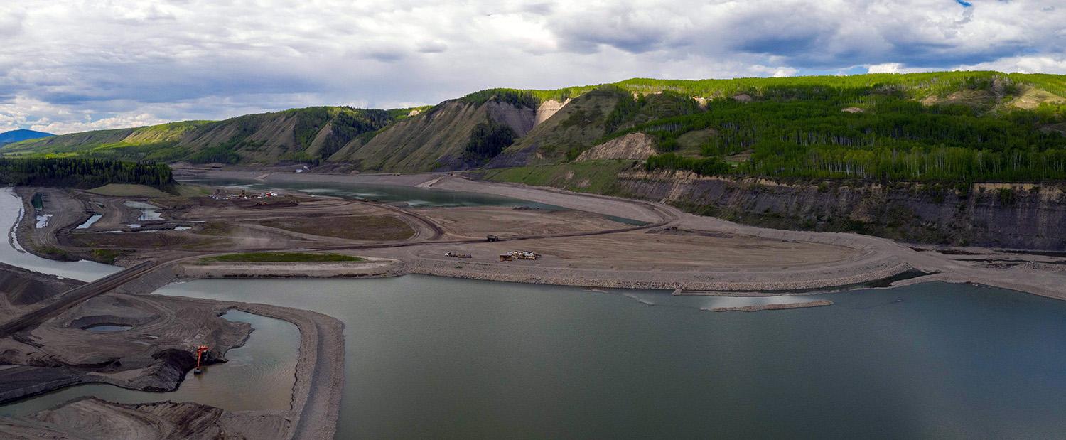 Upper Gates Island material extraction area for building the Lynx Creek embankment on Highway 29. The Lynx Creek segment is eight kilometres long and is the longest segment of highway to be realigned. | May 2021