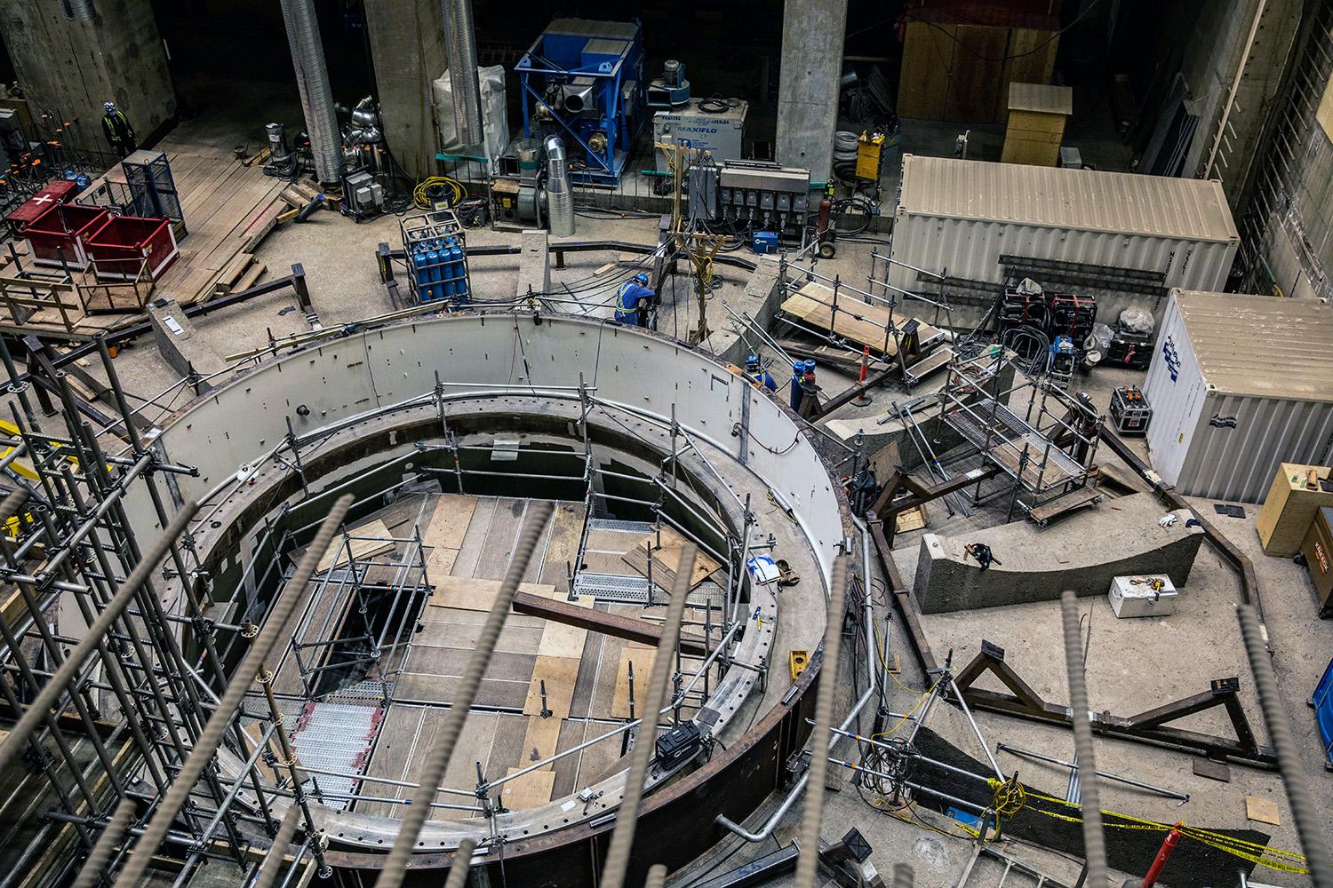 Installation of the stay ring on a spiral case, important components that will be embedded into a turbine. | March 2022