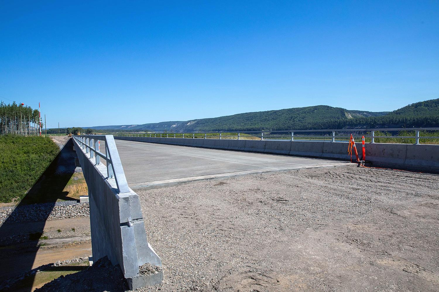 Completed surface deck of the Dry Creek bridge. | August 2022