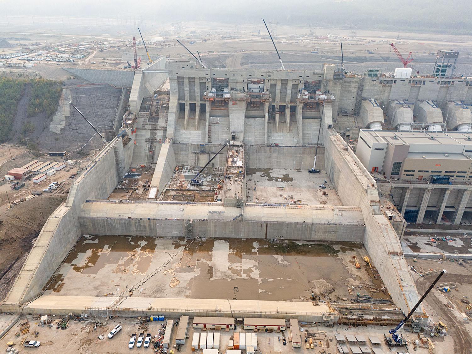 Site C has two mechanical spillways and an auxiliary spillway to safely pass flows from the reservoir.