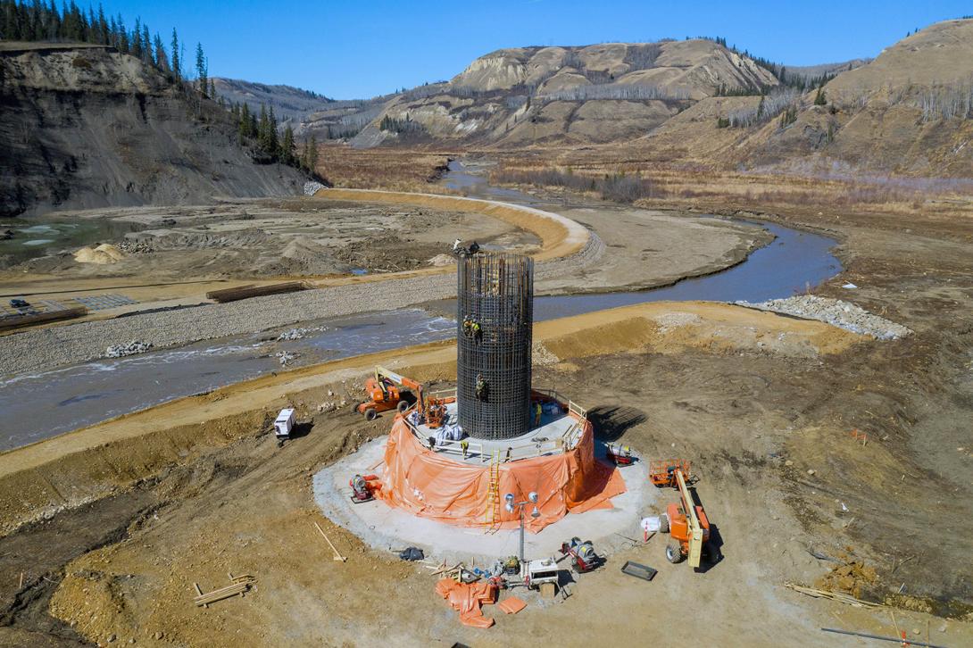The third pier is under construction at the Cache Creek segment of the Highway 29 realignment. Bridge pier construction includes the installation of steel rebar, formwork and the placement of concrete. | April 2021