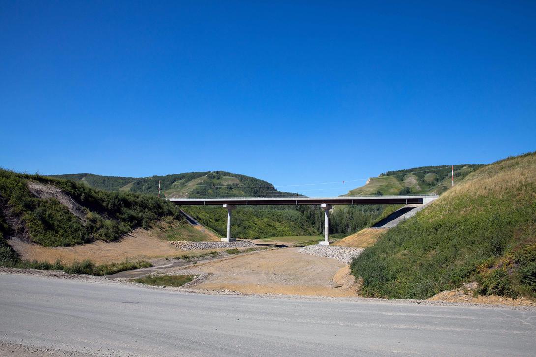 North-facing view of the Dry Creek bridge. | August 2022