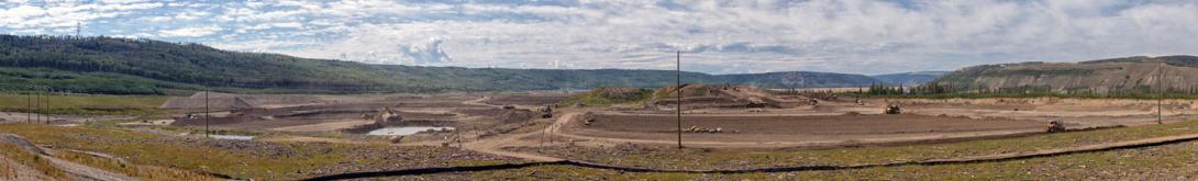 The Site C reservoir ends at the tailrace of the Peace Canyon Dam. The Dinosaur Reservoir is shown at the top of the photo. | July 2025